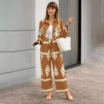 2pcs Elegant Special Set for Women with Random Print Front Button Long Sleeve Top and Pants Casual Suit - Brown